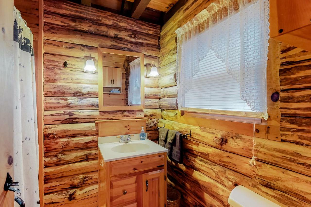 Loon Landing Lodge Грийнвил Екстериор снимка