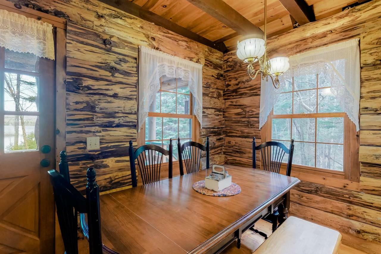 Loon Landing Lodge Грийнвил Екстериор снимка